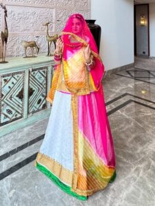 White Gazi Silk Poshak